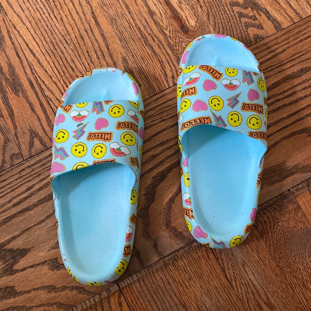 Brand new Girls Slides Size 4